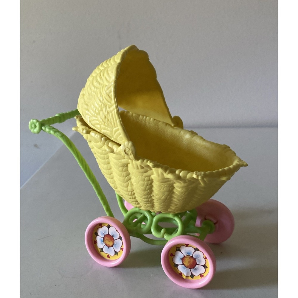 Strawberry Shortcake Doll Berry Baby Buggy Vintage 5 1/2" h x 6 1/2" l